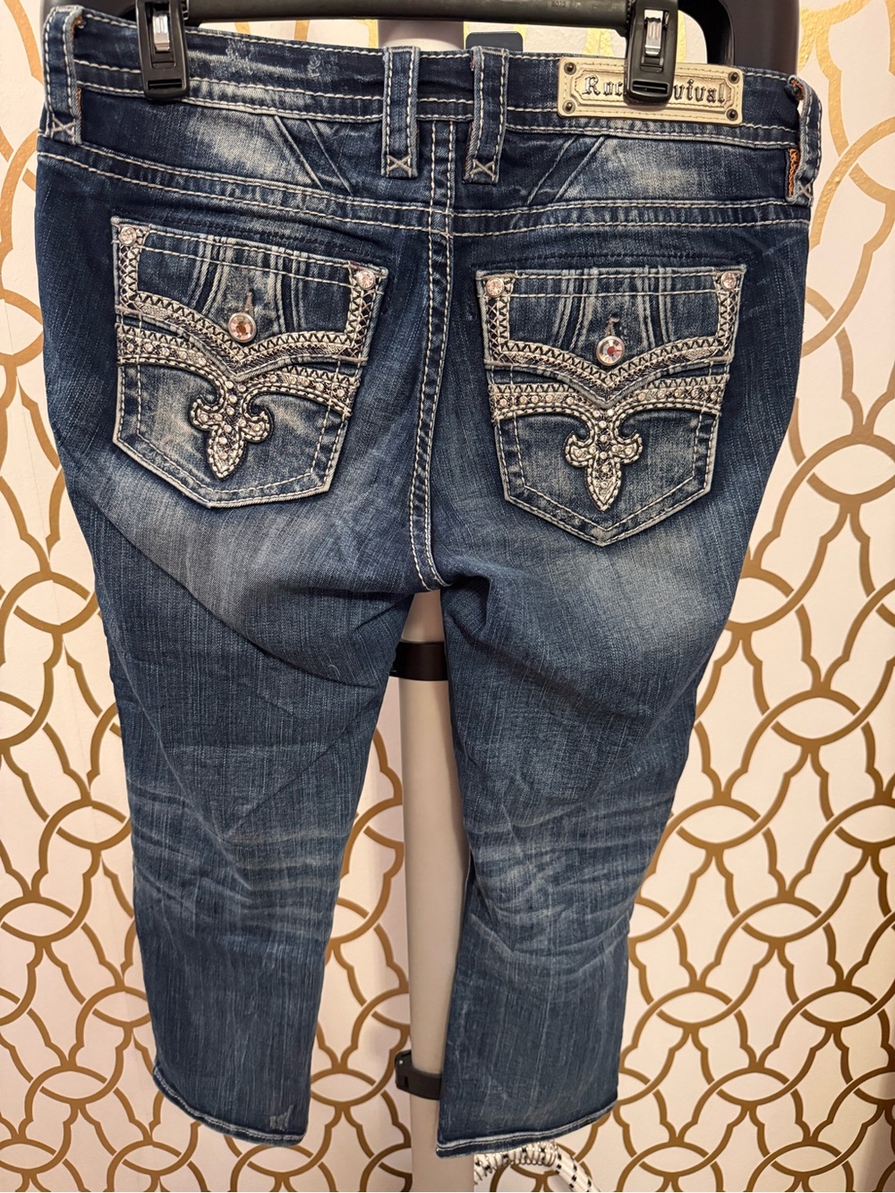 Rock Revival Women’s Celinda Easy Crops/Capris Size 28